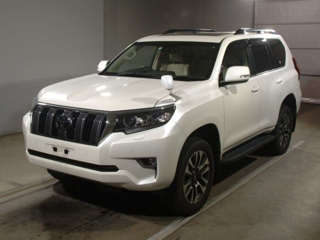 TOYOTA LAND CRUISER PRADO 2022