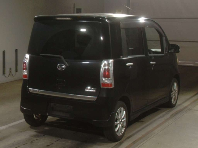 DAIHATSU TANTO EXE 2010