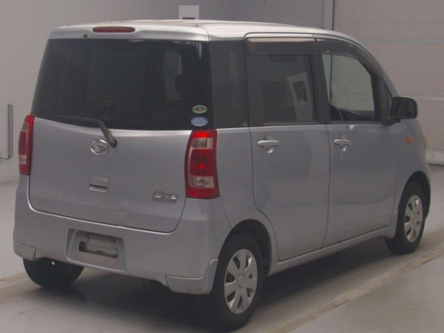 DAIHATSU TANTO EXE 2010