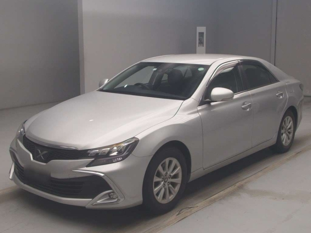 TOYOTA MARK X 2018