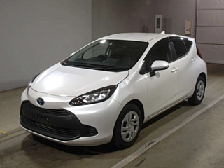 TOYOTA AQUA 2022