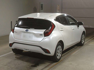 TOYOTA AQUA 2022
