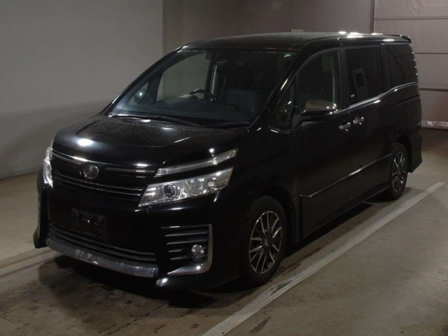 TOYOTA VOXY 2016
