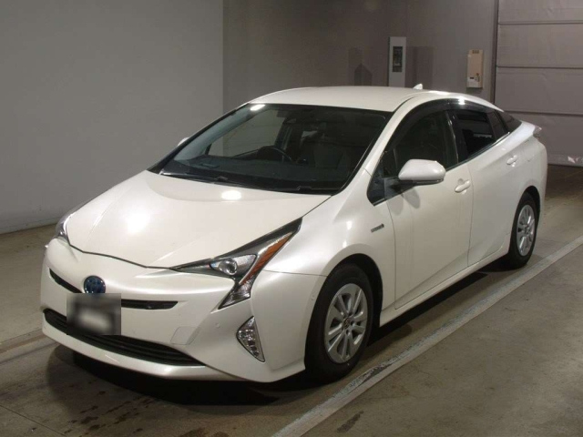 TOYOTA PRIUS 2017