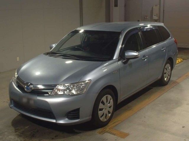 TOYOTA COROLLA FIELDER 2013