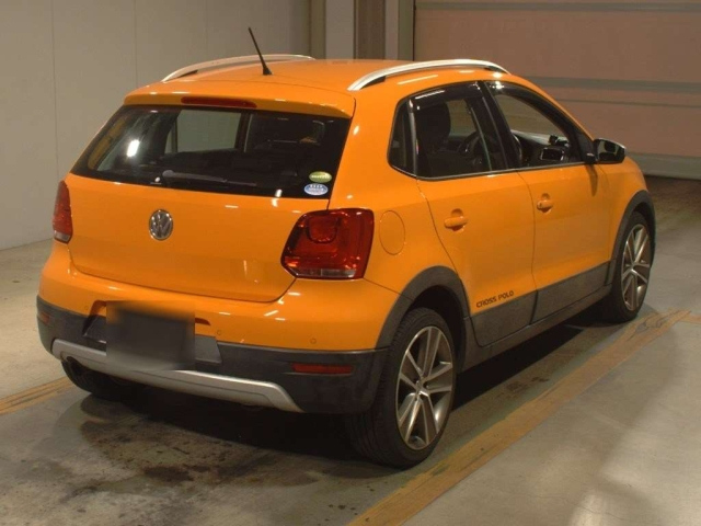 VOLKSWAGEN CROSS POLO 2012
