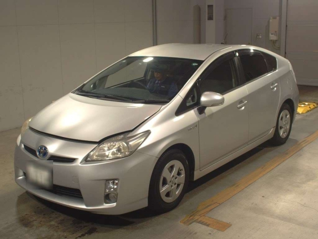 TOYOTA PRIUS 2011