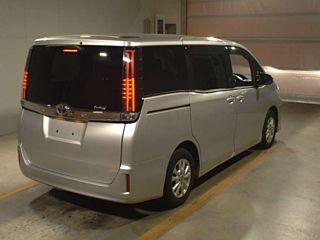 TOYOTA NOAH 2020