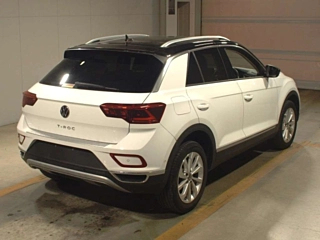Заказать VOLKSWAGEN T-ROC