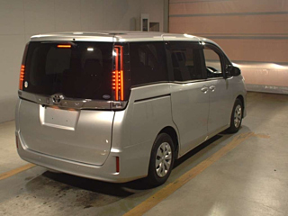 TOYOTA NOAH 2020