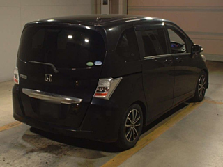 HONDA FREED 2012