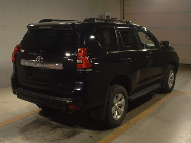 TOYOTA LAND CRUISER PRADO 2018