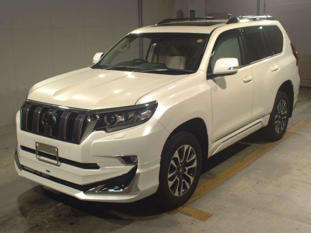 TOYOTA LAND CRUISER PRADO 2023
