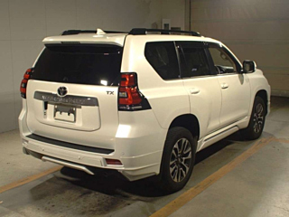 TOYOTA LAND CRUISER PRADO 2023
