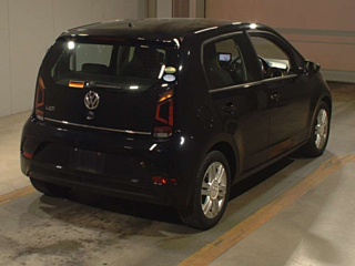 Заказать VOLKSWAGEN UP