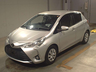 TOYOTA VITZ 2020
