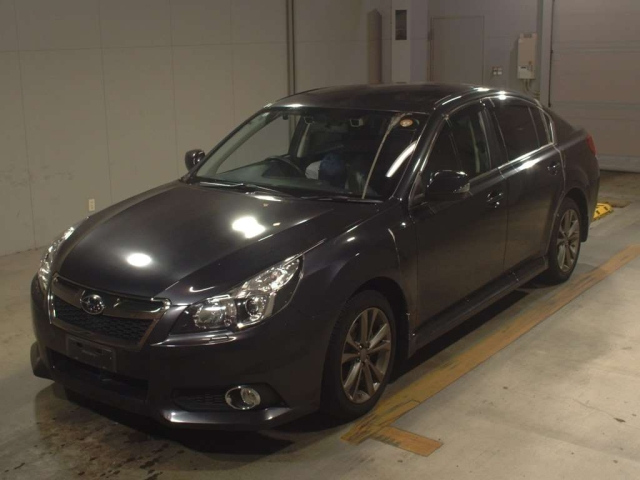 SUBARU LEGACY B4 2013