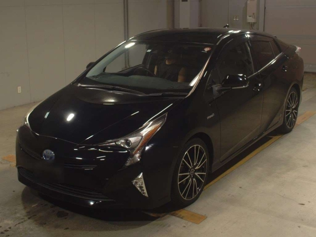 TOYOTA PRIUS 2016
