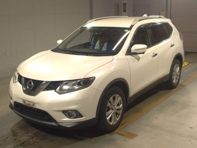 NISSAN X-TRAIL 2016