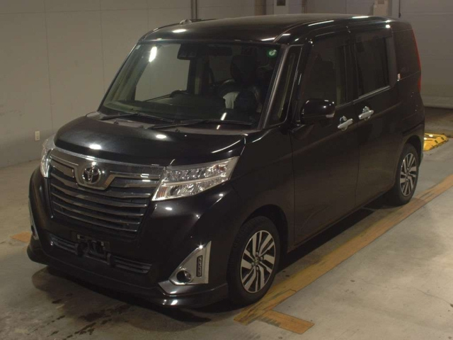 TOYOTA ROOMY 2019