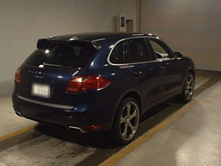 Заказать PORSCHE CAYENNE