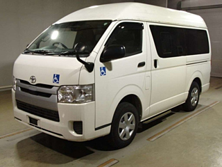 TOYOTA HIACE VAN 2019