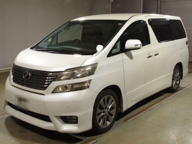 TOYOTA VELLFIRE 2010