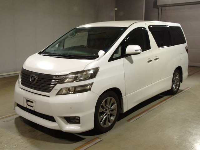 TOYOTA VELLFIRE 2010