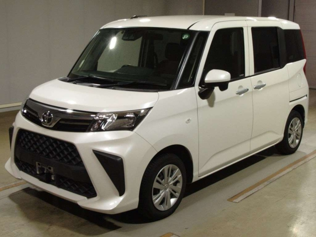 TOYOTA ROOMY 2021