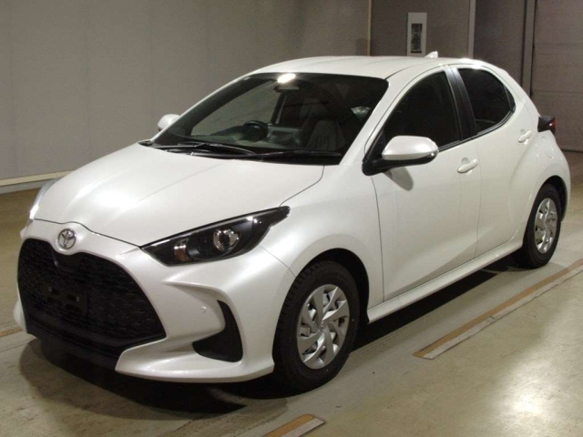 TOYOTA YARIS 2025