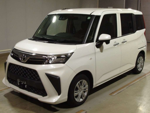 TOYOTA ROOMY 2021