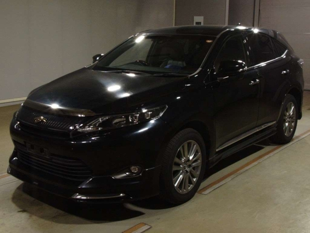 TOYOTA HARRIER 2017