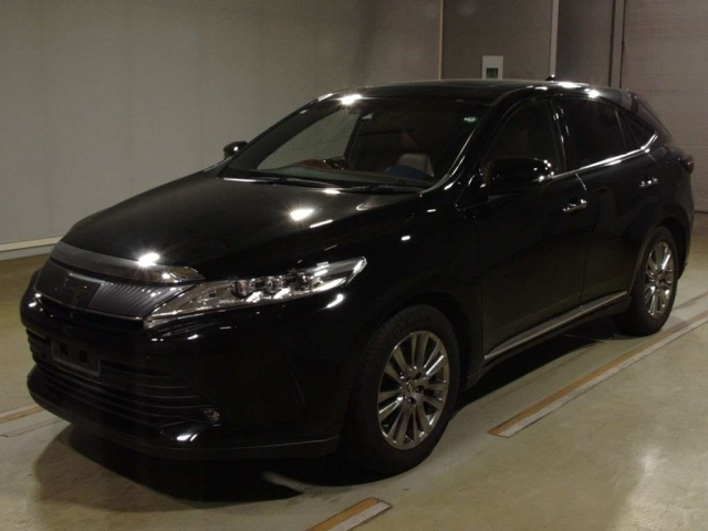 TOYOTA HARRIER 2019