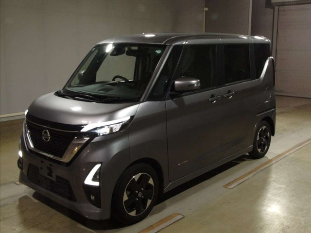 NISSAN ROOX 2022