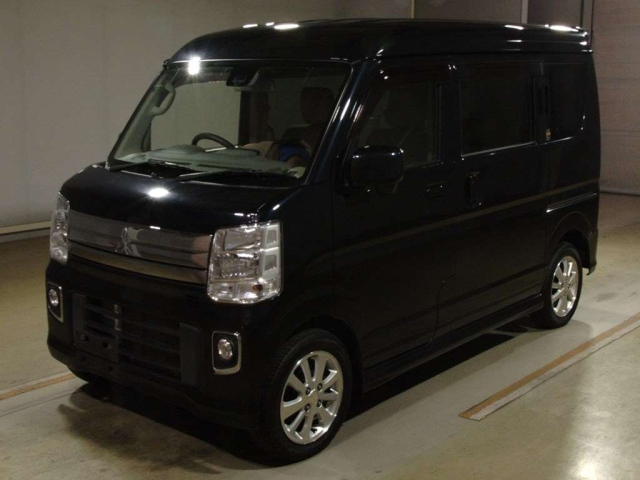 MITSUBISHI TOWNBOX 2018