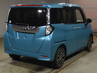 TOYOTA ROOMY 2022