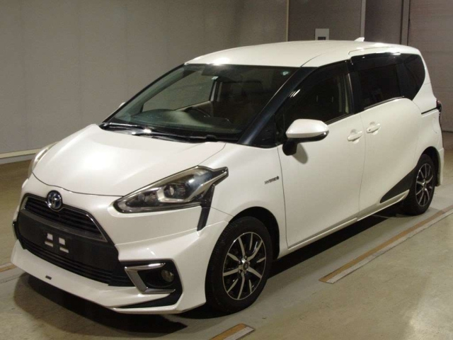 TOYOTA SIENTA 2016