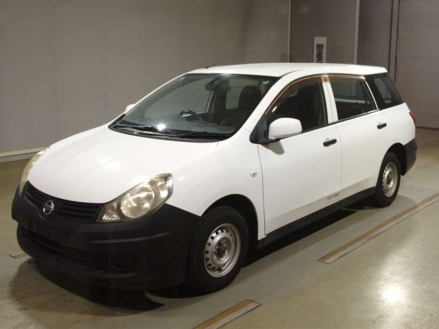 NISSAN AD 2013