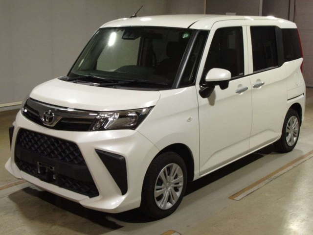 TOYOTA ROOMY 2021