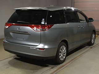 TOYOTA ESTIMA 2009