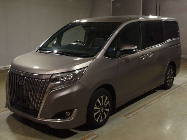 TOYOTA ESQUIRE 2020
