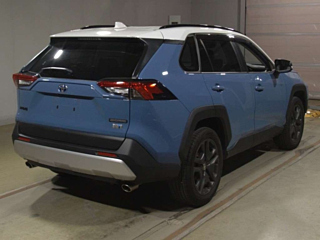 TOYOTA RAV4 2023