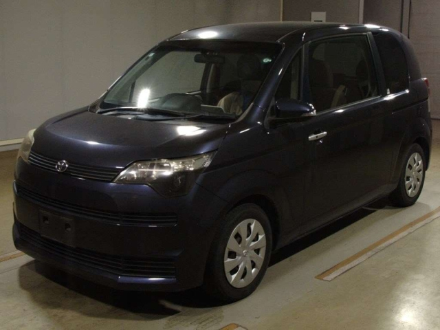 TOYOTA SPADE 2015