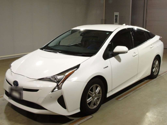 TOYOTA PRIUS 2017