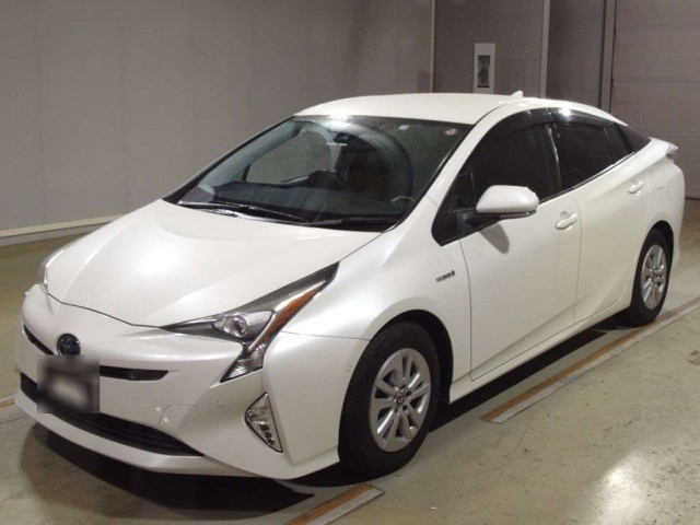 TOYOTA PRIUS 2017