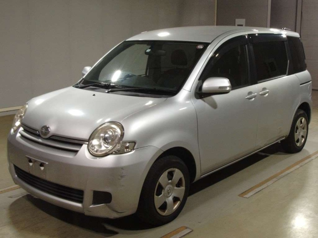 TOYOTA SIENTA 2014