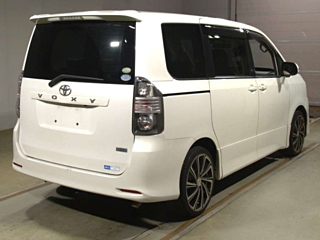 TOYOTA VOXY 2008