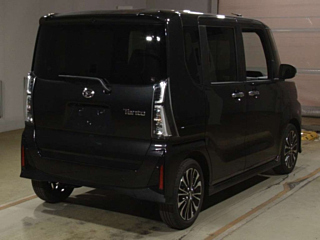 DAIHATSU TANTO 2024