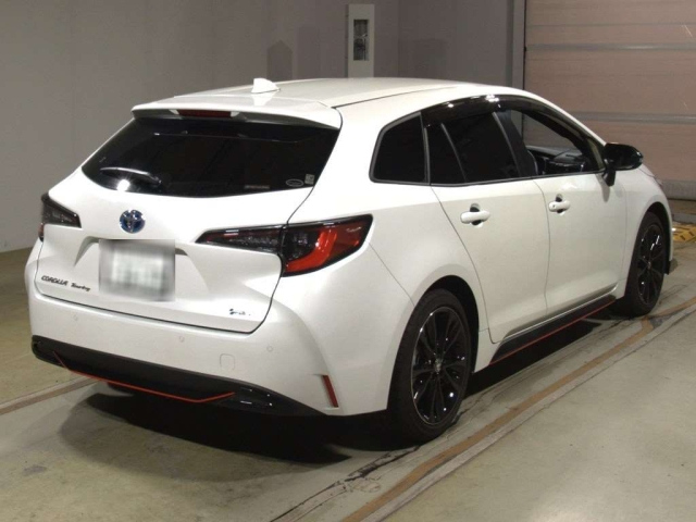TOYOTA COROLLA TOURING 2024