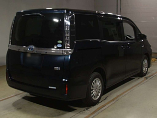 TOYOTA VOXY 2015